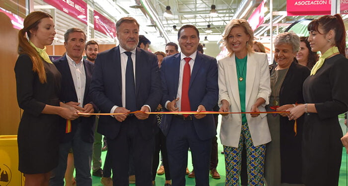 Martínez Chana inaugura Naturama anunciando que la Diputación incrementará su calendario de ferias con nuevos eventos