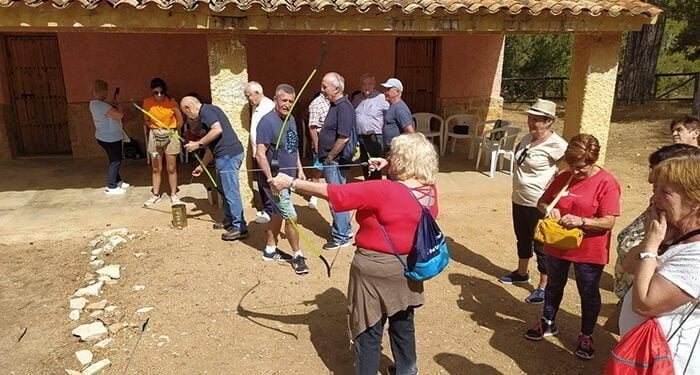 Más de mil personas mayores de 26 clubes y asociaciones participarán en ‘Una jornada activa en el medio natural’ de la Diputación de Cuenca 1 Más de mil personas mayores de 26 clubes y asociaciones participarán en ‘Una jornada activa en el medio natural’ de la Diputación de Cuenca