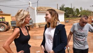 Medios del INFOCAM siguen trabajando para que Buenache de Alarcón recupere la normalidad