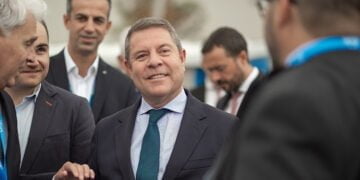 Page inaugura nuevas infraestructuras educativas en la provincia de Guadalajara y coloca la primera piedra de un nuevo centro de salud en Cabanillas