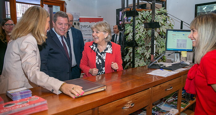 Page anuncia un nuevo programa de ayudas para la incorporación de jóvenes al campo dotado con 50 millones de euros 1 Page anuncia un nuevo programa de ayudas para la incorporación de jóvenes al campo dotado con 50 millones de euros