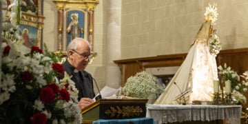 ‘Raíces y flores’ rinde homenaje a la Virgen del Campo, repasando la historia y avatares de Trillo a través de la poesía