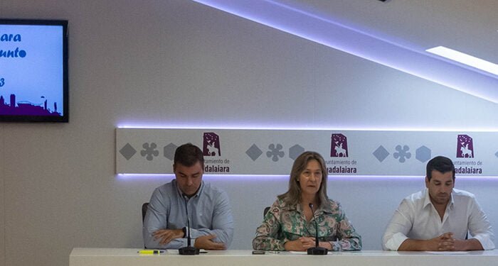 Un total de 200 contenedores extra y 300 aros papelera reforzarán el dispositivo especial de limpieza durante estas Ferias y Fiestas de Guadalajara 1 Un total de 200 contenedores extra y 300 aros papelera reforzarán el dispositivo especial de limpieza durante estas Ferias y Fiestas de Guadalajara