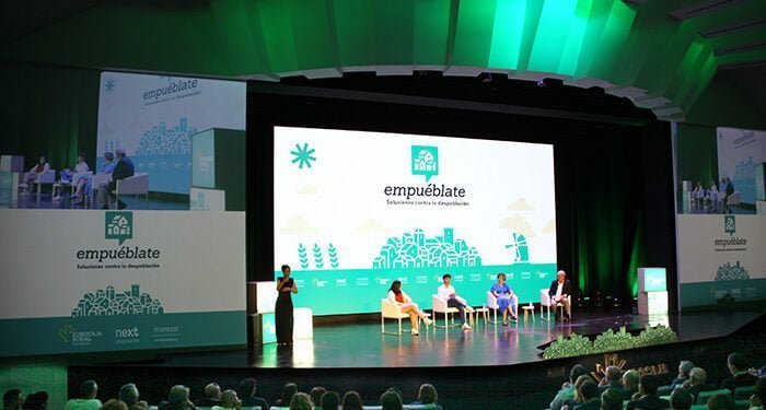 Vuelve `Empuéblate´ para compartir experiencias sobre el reto de la despoblación, en colaboración con Next Educación y Minsait 1 Vuelve `Empuéblate´ para compartir experiencias sobre el reto de la despoblación, en colaboración con Next Educación y Minsait