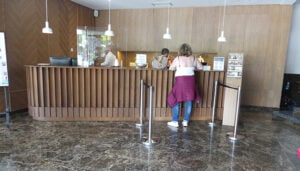 Algo pasa desde el mes de mayo visita Cuenca menos gente que el año pasado