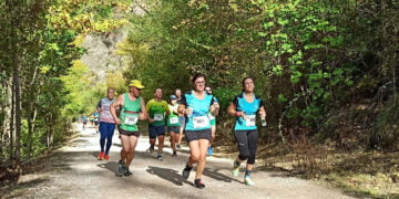 Almudena de la Ossa y David Cano se imponen brillantemente  en la media maratón Ciudad de Cuenca 2023