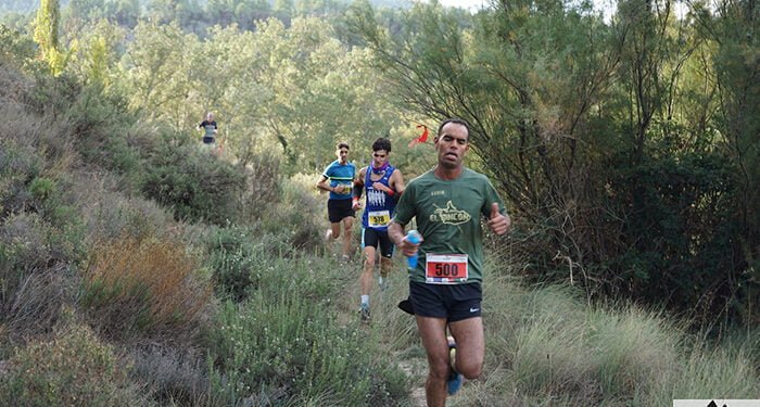 Antonio Cerezo y María Jesús Algarra brillan en la VIII Marcha Trail de Santa Cruz de Moya