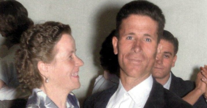 baile en el salon de catalina justo y juliana 1955 colorized