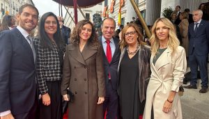 Bea Jiménez muestra su lealtad a la Corona en un día que ha catalogado como “histórico”