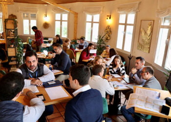 Casi 50 empresas se dan cita en Arcas en el evento B2B Smart CLM para impulsar la digitalización