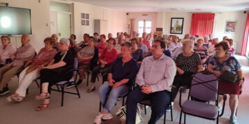 Celebración del Día de las Personas con Edad en el centro de mayores de Huete