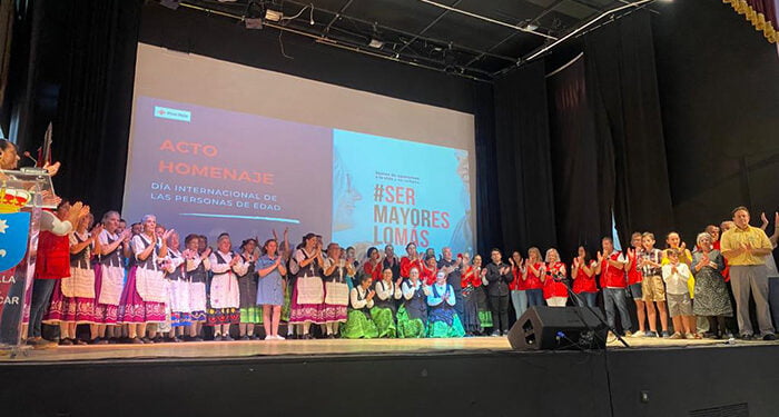 Cruz Roja celebra, bajo el lema “Ser Mayores, Lo Más”, un Acto de Homenaje en Motilla del Palancar para los mayores de la comarca 1 Cruz Roja celebra, bajo el lema “Ser Mayores, Lo Más”, un Acto de Homenaje en Motilla del Palancar para los mayores de la comarca