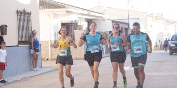 David Cano e Irene de la Torre se proclaman vencedores en la VII Carrera Tierra de Vítor de Horcajo