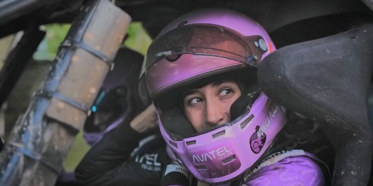 Mónica Plaza llega a la recta final del CERTT firmando un segundo puesto en Guadalajara