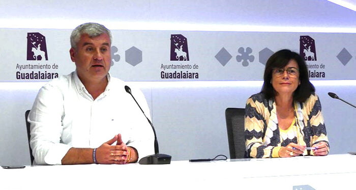 El Equipo de Gobierno del Ayuntamiento de Guadalajara habla de caramelos envenenados que ha dejado Alberto Rojo