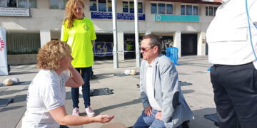 El Gobierno regional colabora con el taller de reanimación cardiopulmonar de la asociación ‘Críticos y Emergencias’