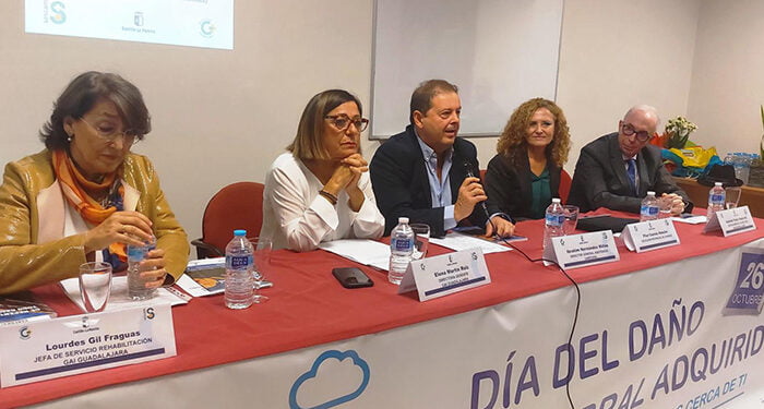 El Gobierno regional destaca el valor de la continuidad asistencial y la excelencia en la atención que ofrece el Instituto de Enfermedades Neurológicas