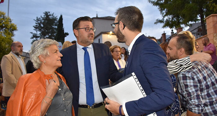 El Gobierno regional felicita las fiestas de Santa Teresa a los vecinos de Fuentenava de Jábaga 1 El Gobierno regional felicita las fiestas de Santa Teresa a los vecinos de Fuentenava de Jábaga