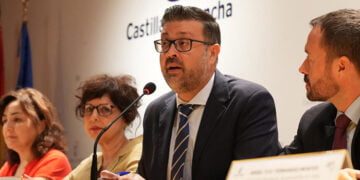 El Gobierno regional reafirma su apuesta por la escuela rural tras la reapertura del colegio de Peñalver, cerrado durante más de dos décadas