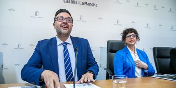 El Gobierno regional realizará unas 4.000 acciones formativas a lo largo del presente curso escolar para formar a más de 30.000 profesores