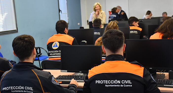 El Gobierno regional y Cruz Roja forman a los voluntarios de Protección Civil de la provincia de Cuenca en la detección de conductas autolíticas