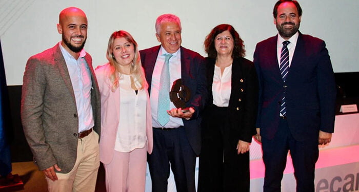 El Grupo Popular en la Diputación de Guadalajara felicita a Transportes Sedano por su reconocimiento en los premios empresariales CECAM 1 El Grupo Popular en la Diputación de Guadalajara felicita a Transportes Sedano por su reconocimiento en los premios empresariales CECAM