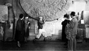 El Museo de Arte Abstracto Español será una de las sedes de la exposición Antes de América con un ciclo de cine y una nueva muestra