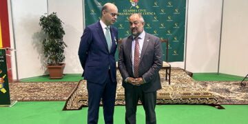 El profesor de la UCLM Juan Antonio Mondéjar recibe la cruz del mérito de la Guardia Civil