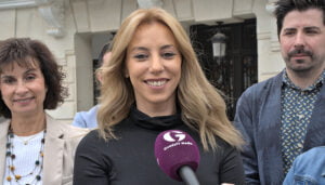 El PSOE advierte de que el “sectarismo” de Guarinos llegará a “asociaciones o empresas que no piensen como ella”