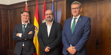 Eurocaja Rural transmite al alcalde de Ponferrada su implicación y compromiso con el territorio