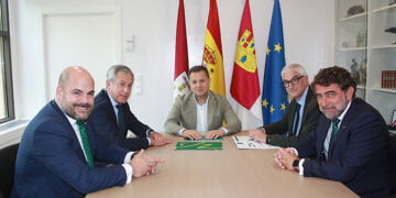 Eurocaja Rural traslada al alcalde de Albacete su implicación con la capital generando riqueza y empleo