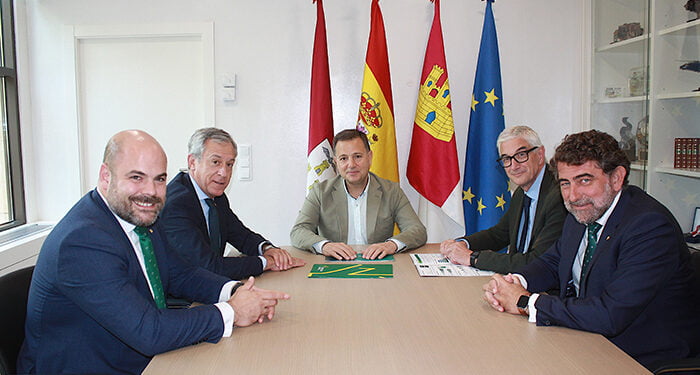 Eurocaja Rural traslada al alcalde de Albacete su implicación con la capital generando riqueza y empleo