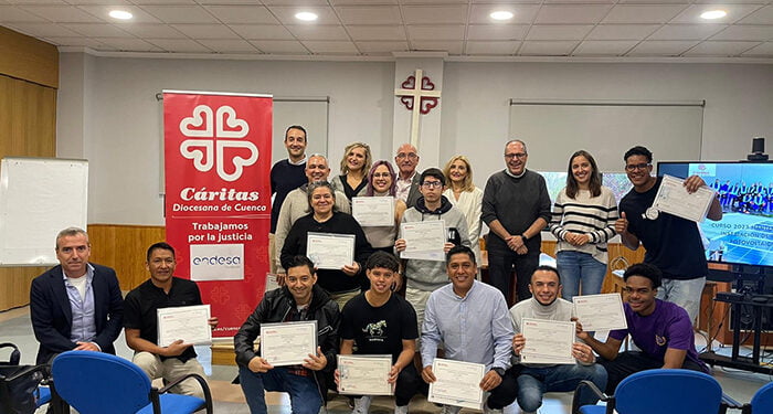 Finaliza el Curso de Instalación y Mantenimiento de Placas Fotovoltaicas impartido por Cáritas de Cuenca con la colaboración de la Fundación Endesa