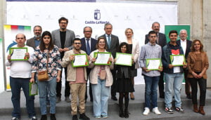 Fundación Eurocaja Rural, JCCM y Fundación CIEES entregan los diplomas a los alumnos con discapacidad intelectual que han realizado prácticas de digitalización