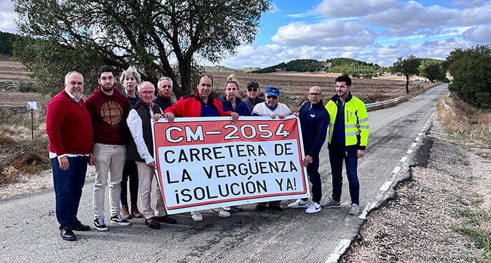 Illana clama por el “arreglo integral y urgente” de la carretera CM-2054 que se encuentra en estado deplorable