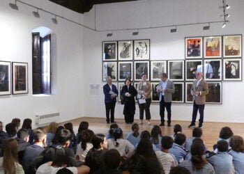 Inaugurada en San Clemente la exposición Salvador Victoria. Air de París [Dibujos (1956-1964) del tiempo de París]
