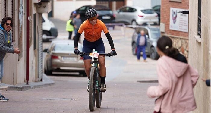 Javier Écija y Beatriz Martínez repiten pódium en la I Mondejana Race