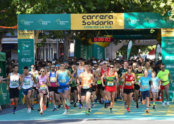 La Carrera Solidaria de Fundación Eurocaja Rural Contra la ELA llena las calles de Toledo con 4.000 participantes