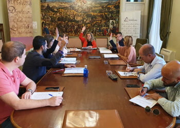 La Diputación de Guadalajara ayuda a los pueblos menores de 20.000 habitantes a pagar el servicio de Ayuda a Domicilio
