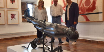 La Fundación Antonio Pérez presenta la donación de la escultura Pararrayos que pertenece al coleccionista Roberto Polo
