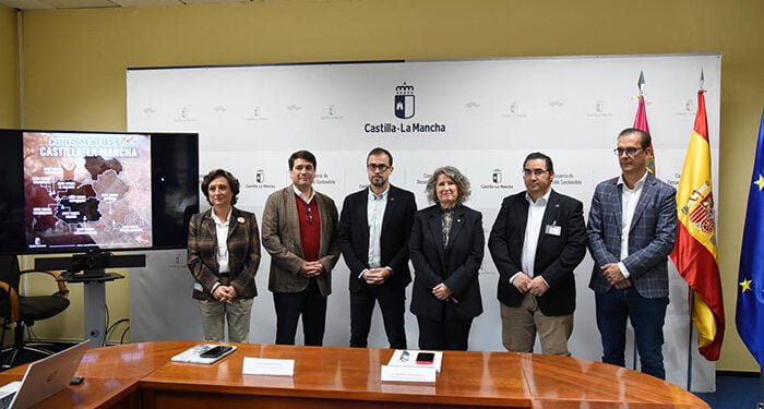 La Junta firma un convenio pionero con el sector cinegético para formar a nuevos cazadores y cazadoras, vigilantes de cotos y especialistas en control de depredadores 1 La Junta firma un convenio pionero con el sector cinegético para formar a nuevos cazadores y cazadoras, vigilantes de cotos y especialistas en control de depredadores