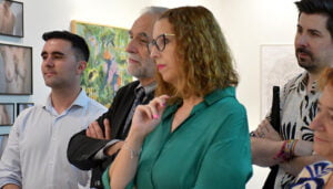 La muestra ‘Mujeres en el arte’ llega a Guadalajara con obras de 19 creadoras para “romper la brecha de género también a nivel artístico”