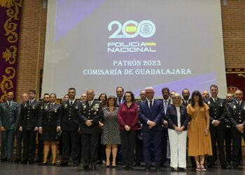 La subdelegada del Gobierno felicita a la Policía Nacional por su trabajo diario para garantizar la seguridad de la ciudad de Guadalajara