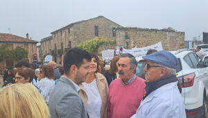 Los diputados provinciales del PP muestran su apoyo a la plataforma ‘Médico Ya' en Sigüenza