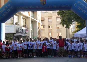 Más de 700 personas participan en la 12ª Carrera Solidaria por la Infancia organizada por Cruz Roja en Cuenca