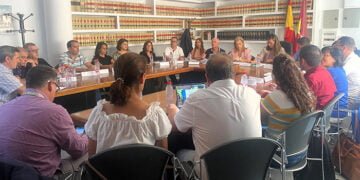 Montalbo acogerá una nueva planta de fabricación de revestimientos que supondrá una inversión de 1,7 millones de euros y creará 20 empleos