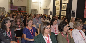 Profesionales de la comunicación universitaria actualizan conocimientos en producción audiovisual y promoción institucional en el Campus de Cuenca