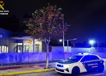 Tres detenidos tras darse a la fuga cuando iban a ser identificados por la Guardia Civil en Azuqueca de Henares 8 Tres detenidos tras darse a la fuga cuando iban a ser identificados por la Guardia Civil en Azuqueca de Henares
