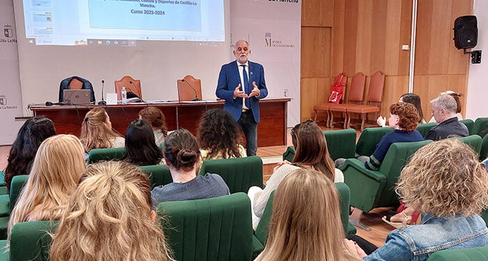 Un total de 14 centros educativos de Infantil, Primaria y Secundaria de Guadalajara contarán este curso con auxiliares de conversación nativos