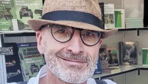 Arturo Tendero presenta este viernes su nuevo poemario en la RACAL